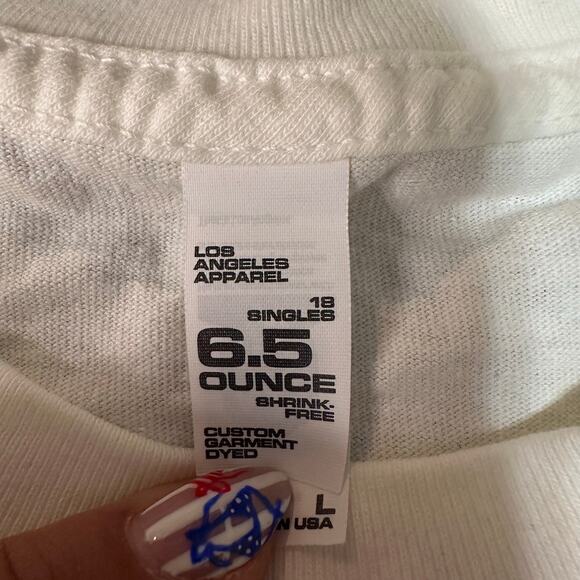 LIFE.CHURCH Women's Switch Jesus Is King Long Sleeve Tee Size L In White - Picture 5 of 10